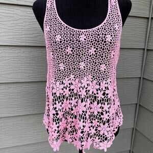 Fang women’s M crochet tank top scoop neck, racer back style pink